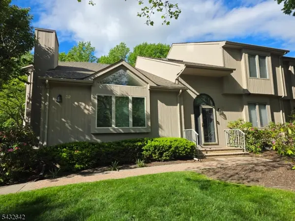 32 Robinhood Dr #32, Mountain Lakes Boro, NJ 07046