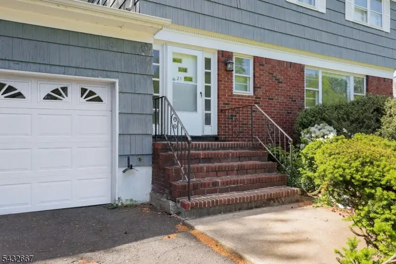 21 Saint Germain Dr., Clark, NJ 07066 - #3