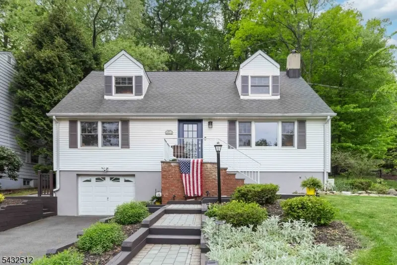 48 Midland Dr, Morris, NJ 07960 - #2