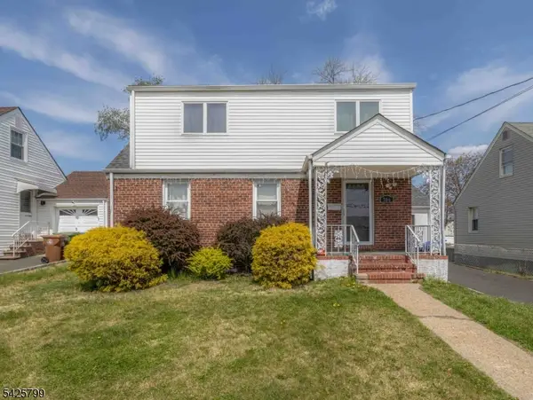 706 Keep St, Linden City, NJ 07036