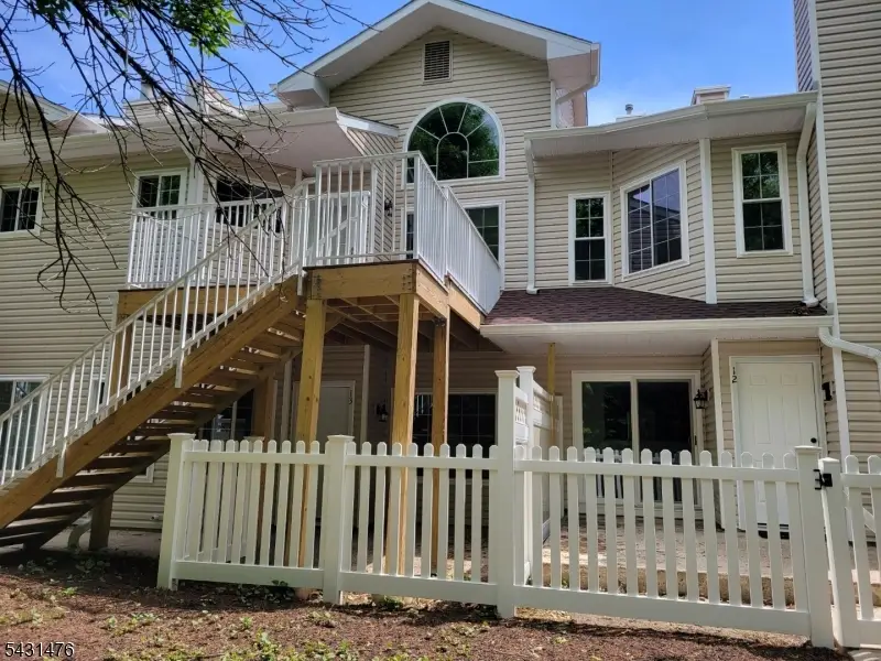 13 Encampment Drive, The Hills, NJ 07921 - #1