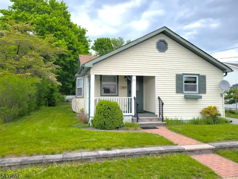 35 Butler St, Franklin, NJ 07416 - #2