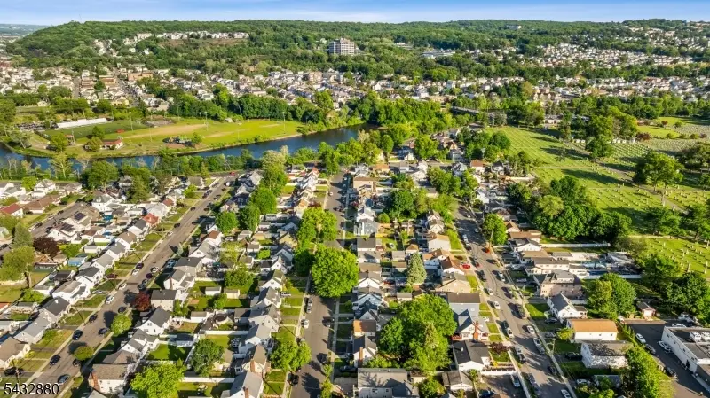 79 Elberon Ave, Paterson, NJ 07502 - #3