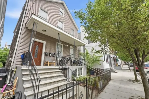 514 42nd St, Union City, NJ 07087