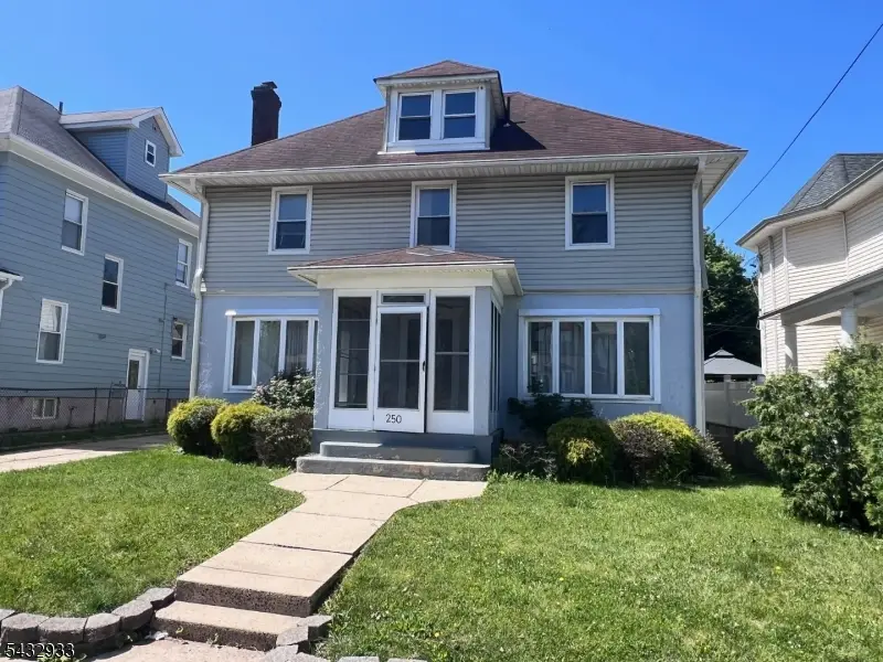 250 Powers St, New Brunswick, NJ 08901 - #1
