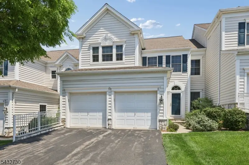 8 Yorktown Ln, Totowa, NJ 07512 - #2