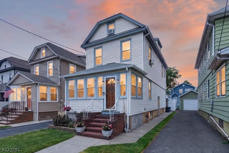 135 Warren Ave, Roselle Park, NJ 07204 - #3