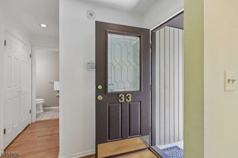 33 Cedarwood Ter., Woodland Park, NJ 07424 - #2