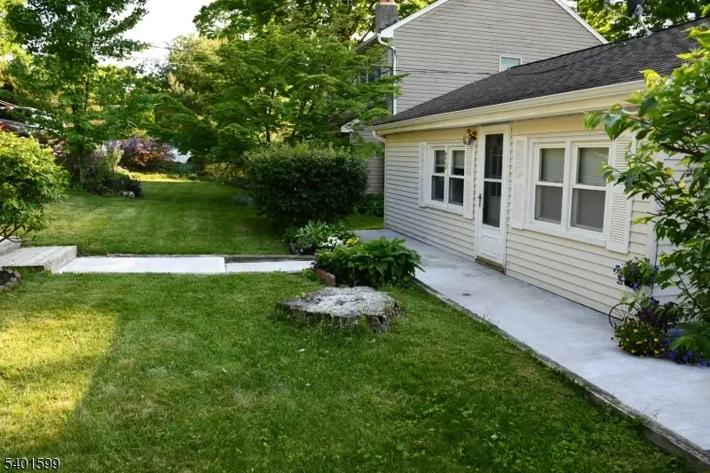 70 Tamarack Trl, Stockholm, NJ 07460 - #3