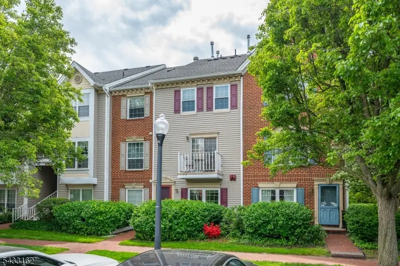 72 Cherry St, Jersey City, NJ 07305 - #2