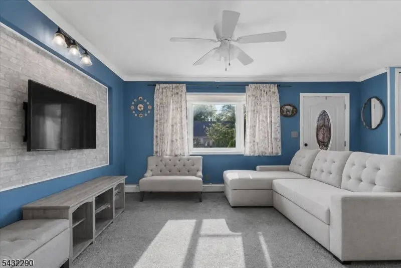 29 Central Ave, Pompton Lakes, NJ 07442 - #3