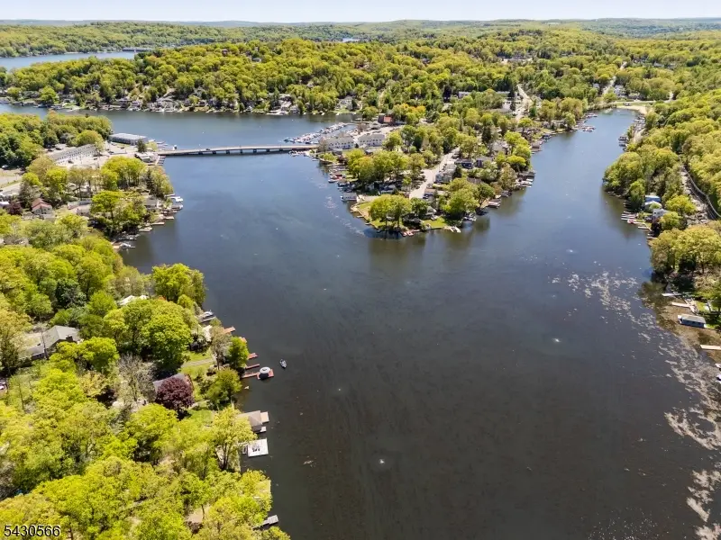 7 Riggs Ave, Hopatcong, NJ 07843 - #2
