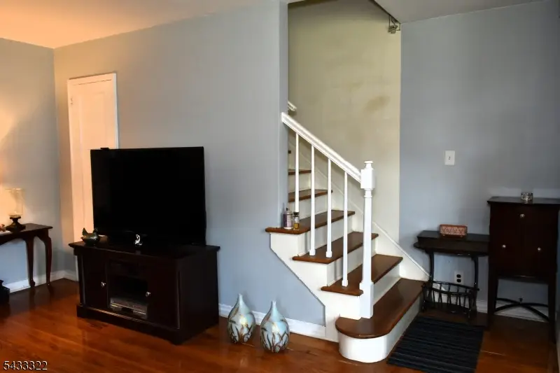 35 Elmwood Ter #35, Elmwood Park, NJ 07407 - #2