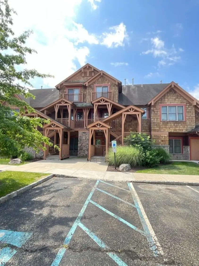 4 Maple Cres Unit 22, Vernon Center, NJ 07462 - #2