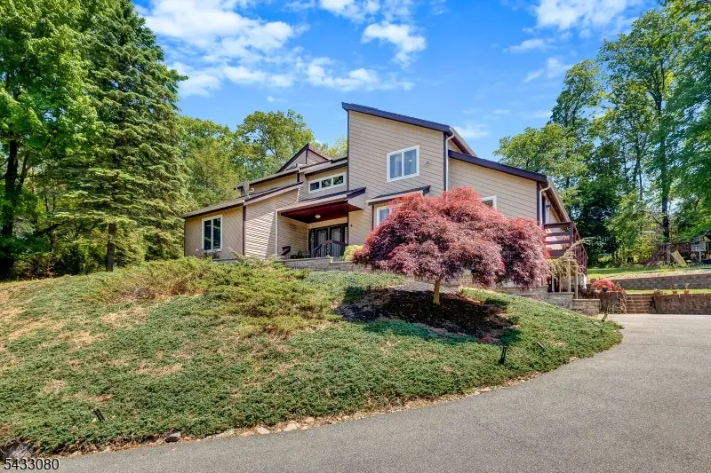 4 Skytop Dr, Denville, NJ 07834 - #2