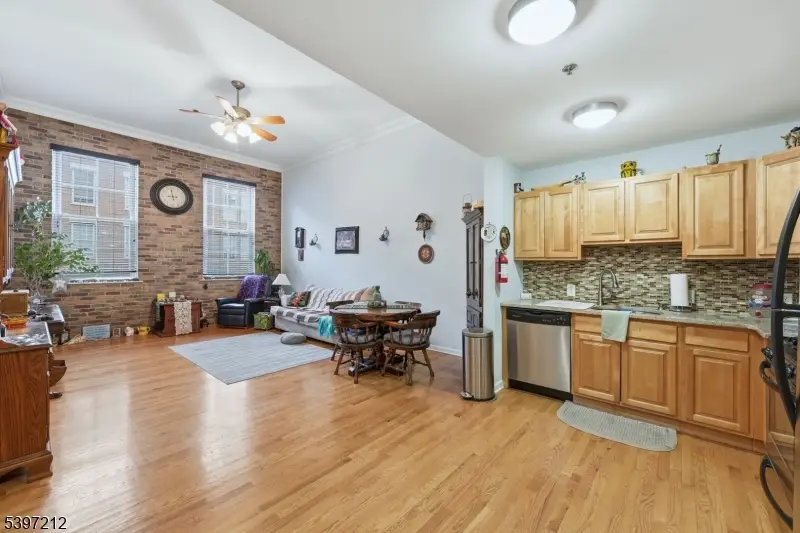 19 Market St #205, Paterson, NJ 07501 - #1