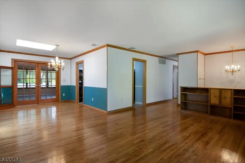 44 Summit Rd, Oak Ridge, NJ 07438 - #3