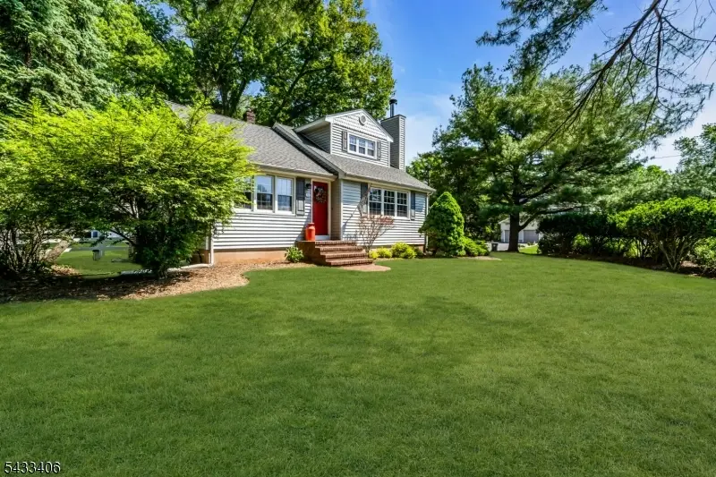 88 Woodlawn Ave, Bridgewater, NJ 08807 - #2