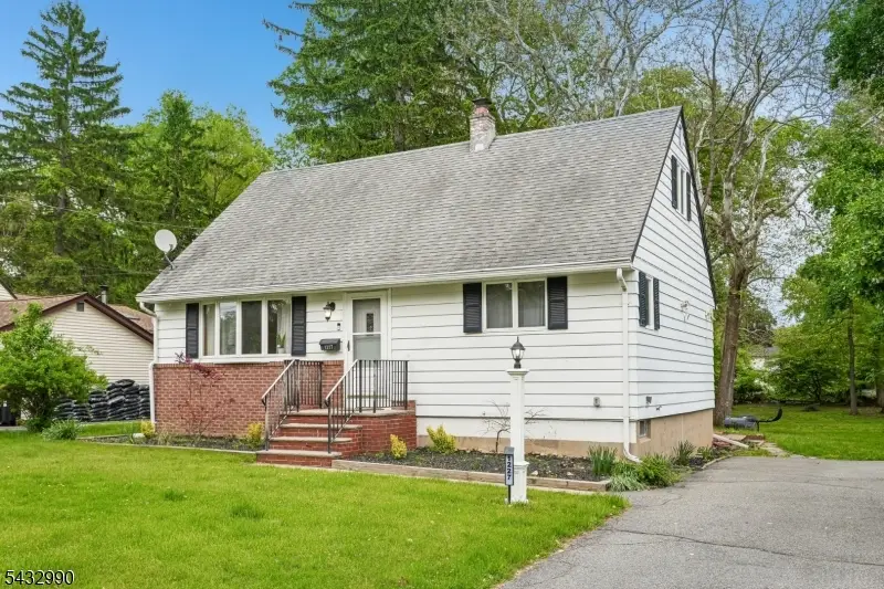 1227 Ringwood Ave, Pompton Lakes, NJ 07442 - #2