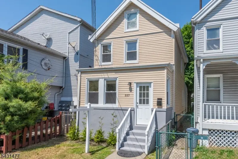 557 Christopher St, City Of Orange, NJ 07050 - #3