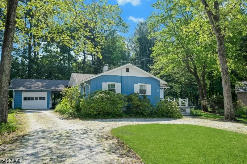 23 Cottonwood Ct, Stockholm, NJ 07460 - #2