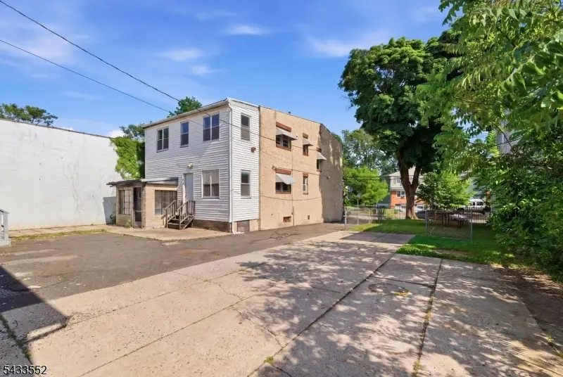 1231 Union St, Linden, NJ 07036 - #3