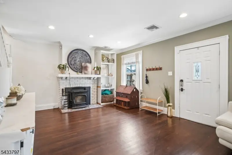 45 Bayview Ave, Newark, NJ 07112 - #3