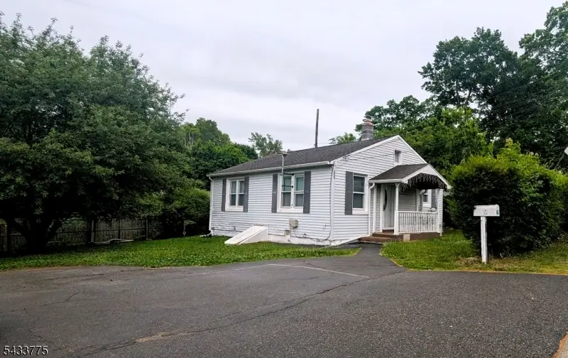 25 Roosevelt Ave, Victory Gardens, NJ 07801 - #3