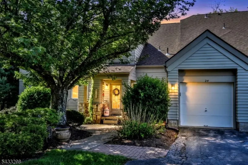 24 Harker Hill Dr, Hardyston, NJ 07419 - #1