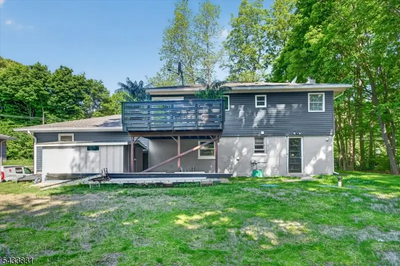 62 Barry Dr, Vernon, NJ 07422 - #2