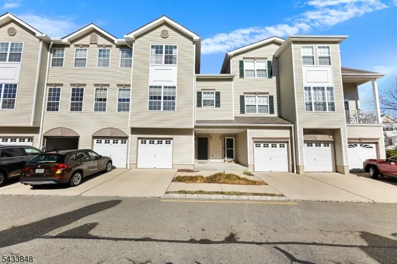 65 Hancock Dr, Morris, NJ 07960 - #1