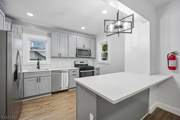 18 Hilton Ave, Maplewood Twp., NJ 07040