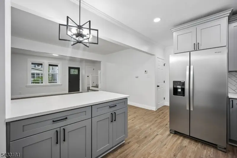 18 Hilton Ave, Maplewood, NJ 07040 - #3