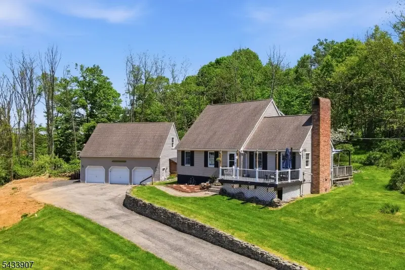 138 Overlook Dr, Montague, NJ 07827 - #1
