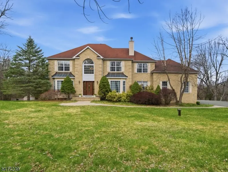 15 Dana Dr, Andover, NJ 07848 - #1