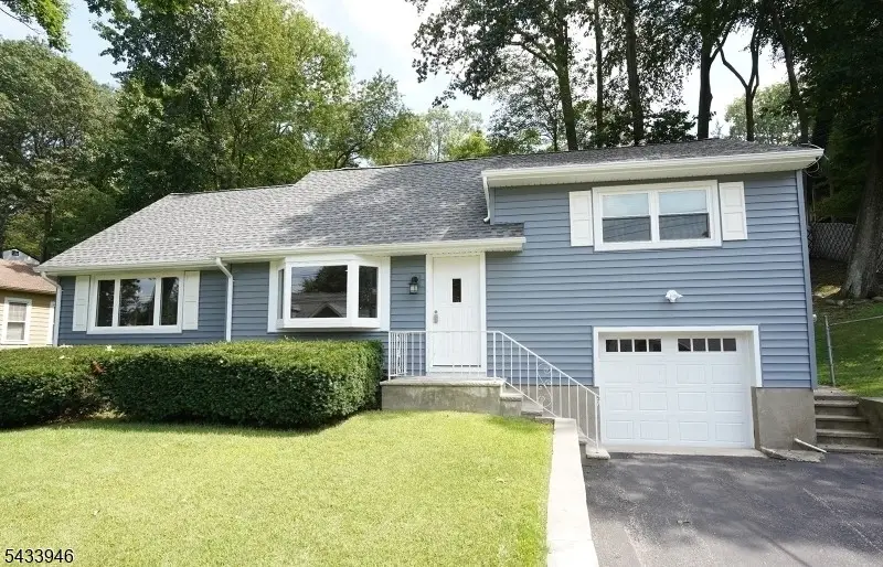 16 Highland Trl, Denville, NJ 07834 - #1