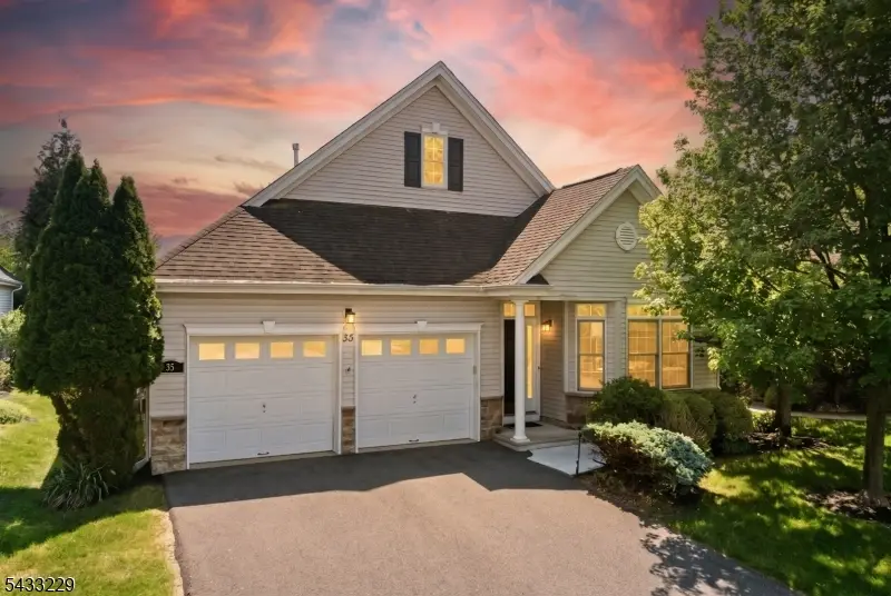 35 Hardenbergh St, Franklin, NJ 08873 - #1