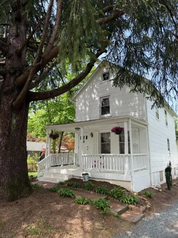 10 Bodnar St, Bernardsville Boro, NJ 07924
