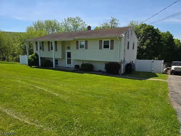 21 High Point Ci, Franklin Boro, NJ 07416