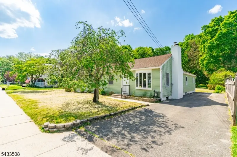 506 Warren St, Hackettstown, NJ 07840 - #2