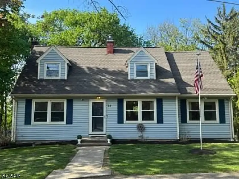 24 High St, Bloomsbury, NJ 08804 - #1