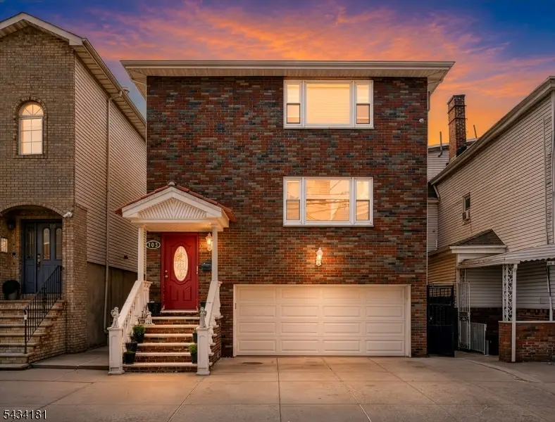 103 Houston St, Newark, NJ 07105 - #1