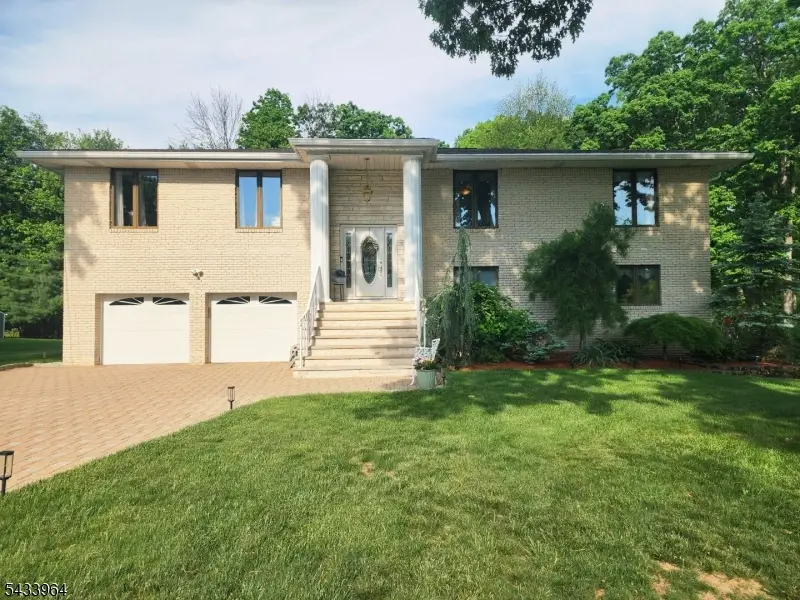39 Douglas Dr, Montville, NJ 07082 - #1