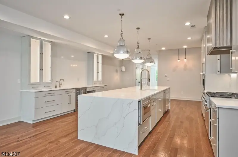 37 Ferry St, Lambertville, NJ 08530 - #1