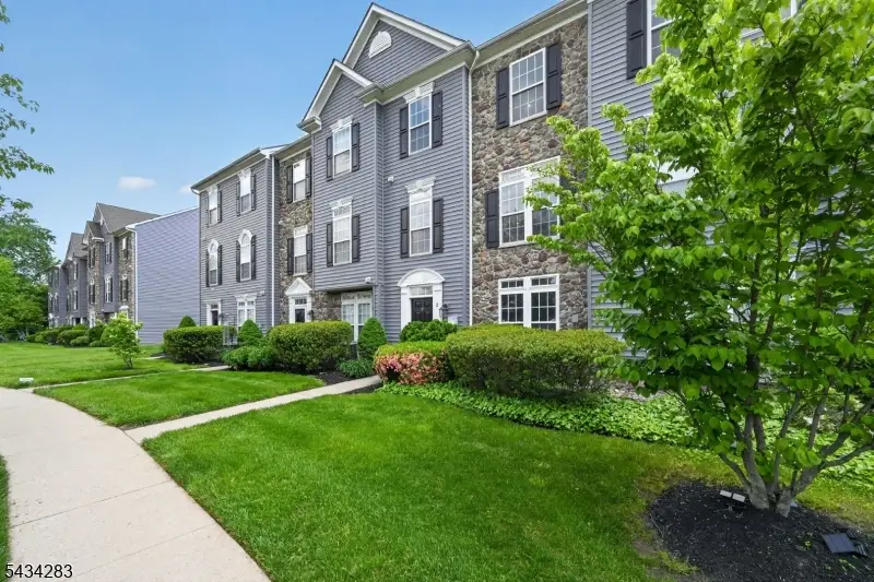 3 Swan Ct, Delanco, NJ 08075 - #2