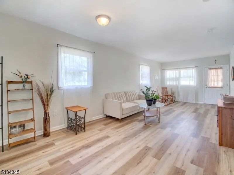 623 Park Ave, Piscataway, NJ 08854 - #1