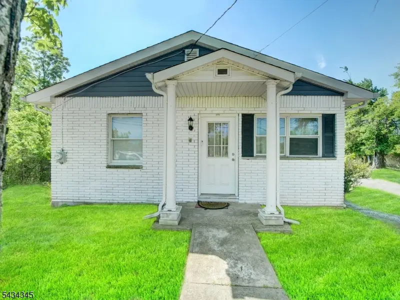 623 Park Ave, Piscataway, NJ 08854 - #2
