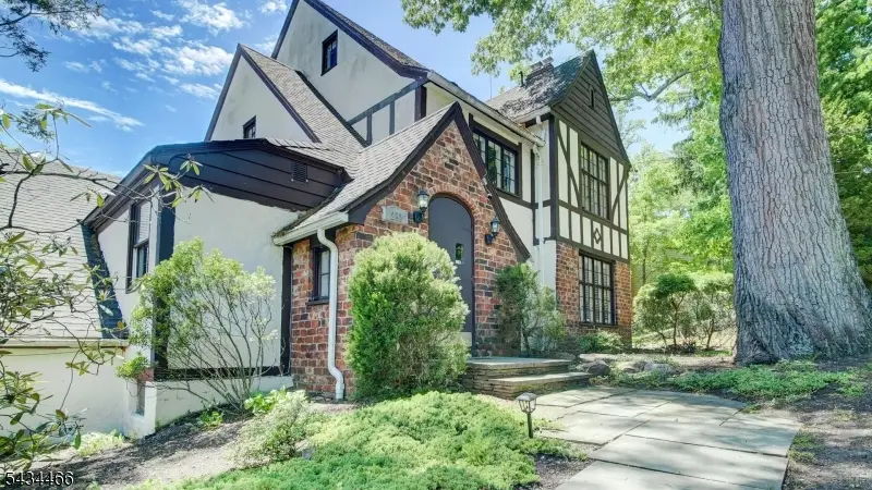 262 Northfield Ave, West Orange, NJ 07052 - #1