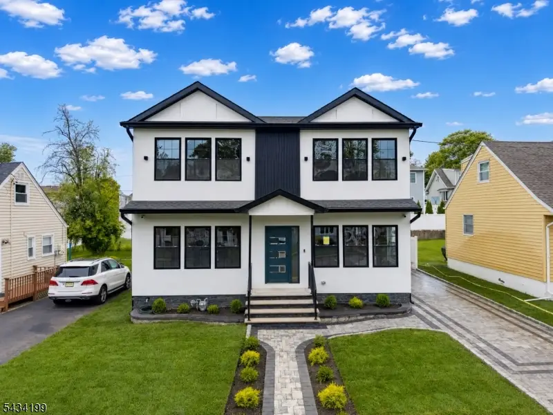 55 Long Hill Dr, Clifton, NJ 07013 - #1
