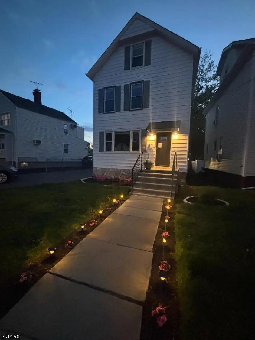 108 Thomas St, Watsessing, NJ 07003 - #2